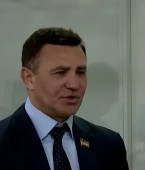 photo_2026_07_13_23_41_48.webp Тищенко міг використовувати благодійний фонд для легалізації грошей від кол-центрів