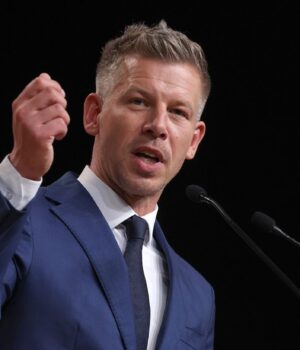 Мадяру вдалося усунути президента Угорщини та “старих” депутатів