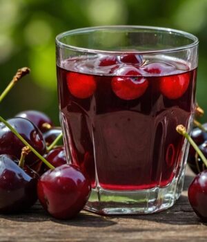 Цей-сік-радять-пити-ввечері:-він-може-впливати-на-сон-і-суглоби Цей-сік-радять-пити-ввечері:-він-може-впливати-на-сон-і-суглоби