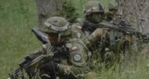 До 30 років або довічно: в Польщі хочуть посилити покарання за непокору наказу військовими До-30-років-або-довічно:-в-Польщі-хочуть-посилити-покарання-за-непокору-наказу-військовими