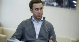 Гончаренко повідомив про новий крок Корецького на шляху до Кабміну Гончаренко повідомив про новий крок Корецького на шляху до Кабміну