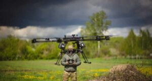 “Зона смерті” стрімко розширюється: Die Zeit описало нову реальність війни в Україні “Зона-смерті”-стрімко-розширюється:-die-zeit-описало-нову-реальність-війни-в-Україні