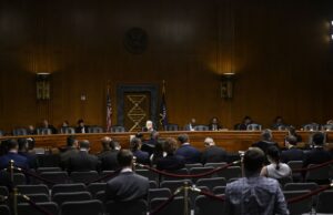Сенатори США закликають ухвалити санкційний законопроєкт проти Росії без змін У Сенаті хочуть ухвалити санкції проти Росії без змін, які пропонував Трамп