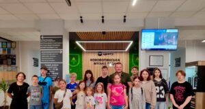 В Нововолинську відзначили День Державності та День українського миротворця для дітей захисників У-Нововолинську-для-дітей-ветеранів-провели-пізнавальну-зустріч