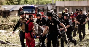 Удар російських військ по Харкову: 8 постраждалих на цивільному підприємстві Ворог-ударив-КАБом-по-Харкову,-на-цивільному-підприємстві-постраждали-8-людей