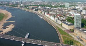 Найважливіша річка Європи пересохла, що серйозно вплинуло на промисловість континенту, – Bloomberg Найважливіша-річка-Європи-пересохла,-що-серйозно-вплинуло-на-промисловість-континенту,-–-bloomberg