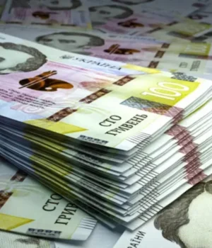 depositphotos_480637012_stock_photo_money_ukraine_ukrainian_hryvnia_bills_1_1_696x522.webp З 1 січня 2027 року посадові оклади працівників культури зростуть на 70%