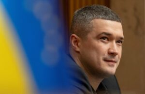 В Україні триває кадрова перестановка: Федоров йде з Міноборони, Корецький стає прем’єром «Вся-катавасія-затівалась,-щоб-позбутися-Федорова».-В-уряді-Корецького-не-буде-міністра-оборони-Федорова