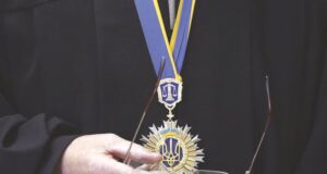 ВРП без розгляду повернула скаргу щодо судді Залізничного райсуду Львова Іванни Іванюк, дружини одіозного Володимира... ВРП без розгляду повернула скаргу щодо судді Залізничного райсуду Львова Іванни Іванюк, дружини одіозного Володимира...
