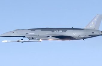 Безпілотний винищувач США вперше відстрілявся ракетою “повітря-повітря” AMRAAM Безпілотний-винищувач-США-вперше-відстрілявся-ракетою-“повітря-повітря”-amraam