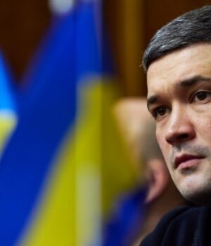 «Вова,-ти-знов-обрав-совок»-Між-Сирським-і-Федоровим-Зеленський-обрав-головкома-Але-призначив-у. «Вова,-ти-знов-обрав-совок»-Між-Сирським-і-Федоровим-Зеленський-обрав-головкома-Але-призначив-у.
