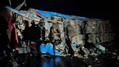 Трагедія в Уганді: 20 школярів загинули в ДТП під час екскурсії У-ДТП-зі-шкільним-автобусом-в-Уганді-загинули-20-дітей,-десятки-людей-поранені