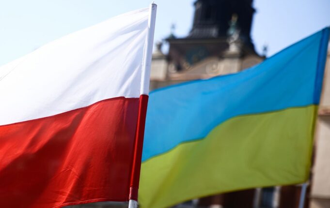 Україна закликає Польщу до діалогу після ухвалення постанови про Волинську трагедію У Польщі ухвалили постанову до річниці Волинської трагедії: як відреагувала Україна