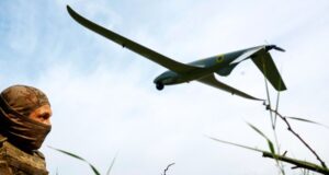 Російські зусилля щодо протидії системі Starlink в умовах атак ЗСУ на Крим Перетворення-Криму-на-«острів»:-ЗСУ-протидіють-спробам-армії-РФ-глушити-starlink
