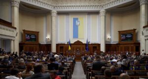 Верховна Рада розгляне призначення Євгенія Хмари міністром оборони України У Раді оцінили шанси призначити Хмару міністром оборони