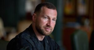 Євген Хмара призначений т.в.о. міністра оборони України: нові виклики та перспективи «Йому-не-вийде-навішати-на-вуха».-Чому-Зеленський-довірив-Міноборони-Хмарі?