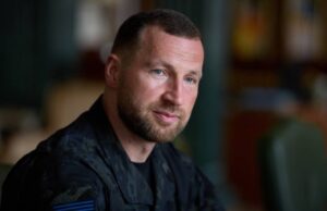 Євген Хмара призначений т.в.о. міністра оборони України: нові виклики та перспективи «Йому-не-вийде-навішати-на-вуха».-Чому-Зеленський-довірив-Міноборони-Хмарі?