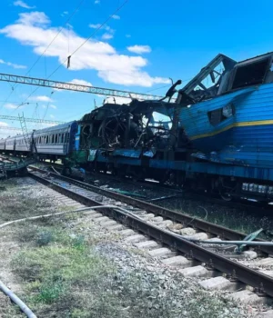 російський-БПЛА-атакував-пасажирський-поїзд-Київ-Запоріжжя-–-постраждалих-немає російський-БПЛА-атакував-пасажирський-поїзд-Київ-Запоріжжя-–-постраждалих-немає