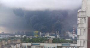 Паніка в РФ: українські дони знищили склади “російського Амазону” Паніка-в-РФ:-українські-дони-знищили-склади-“російського-Амазону”