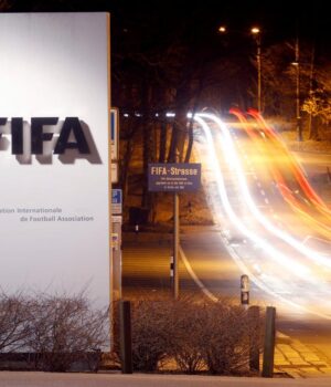 Російські-футбольні-клуби-отримують-призові-від-fifa,-–-розслідування Російські-футбольні-клуби-отримують-призові-від-fifa,-–-розслідування