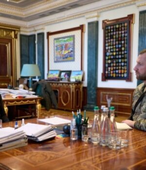 Навіщо-Зеленський-замінив-Федорова-на-Хмару? Навіщо-Зеленський-замінив-Федорова-на-Хмару?