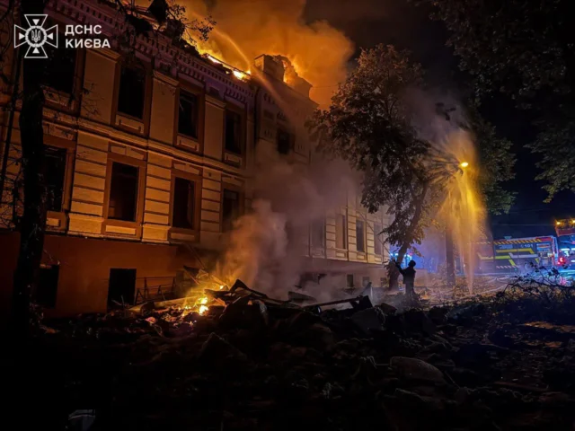 Кількість постраждалих у Києві зросла до семи після ракетного удару Кількість-постраждалих-у-Києві-зросла-до-семи-після-ракетної-атаки-рф