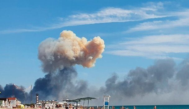 Крим здригається від потужних вибухів: в Алушті та Ялті зникло світло Крим-здригається-від-потужних-вибухів:-в Алушті-та Ялті-зникло-світло