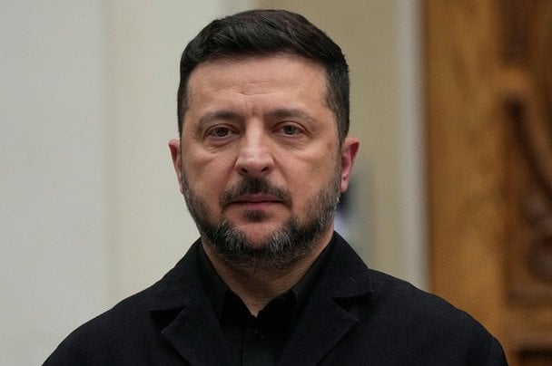 Чутки про відставку Сирського: у Зеленського сказали, коли чекати на кадрові зміни Чутки-про-відставку-Сирського:-у Зеленського-сказали,-коли-чекати-на кадрові-зміни