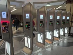 Кияни скаржаться на списання 38 грн і більше за поїздку в метро: офіційне пояснення Кияни скаржаться на списання 38 грн і більше за поїздку в метро: офіційне пояснення