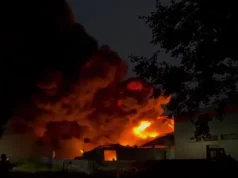 Масштабна пожежа на виробництві полімерних матеріалів у Ленінградській області У-ленінградській-області-рф-сталася-масштабна-пожежа-на-виробництві-полімерних-матеріалів
