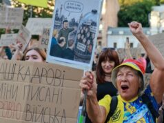Протести в Україні: вимоги до президента щодо кадрових змін у військовому керівництві Часу-–-до-п’ятниці.-Протестувальники-очікують-рішення-президента-України-і-далі-критикують-головнокомандувача-ЗСУ-Сирського