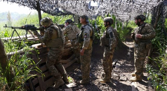 Ситуація на фронті: аналіз військового експерта Юліана Рьопке «Можлива-примусова-мобілізація-ще-250-чи-500-тисяч-росіян»-Військовий-аналітик-Юліан-Рьопке-–-про.