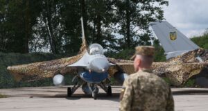 Перемога українських Повітряних сил: F-16 вперше збив російський винищувач Україна вперше збила російський винищувач за допомогою F-16, – генерал США