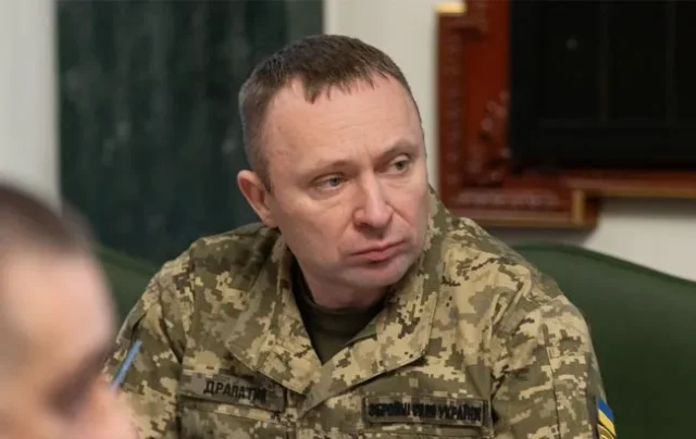 Новий головнокомандувач ЗСУ Микола Драпатий звернувся до українців Новий головнокомандувач ЗСУ Микола Драпатий звернувся до українців