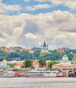 На Київ-суне-значне-похолодання:-синоптики-попередили-про-зміну-погоди-в столиці На Київ-суне-значне-похолодання:-синоптики-попередили-про-зміну-погоди-в столиці