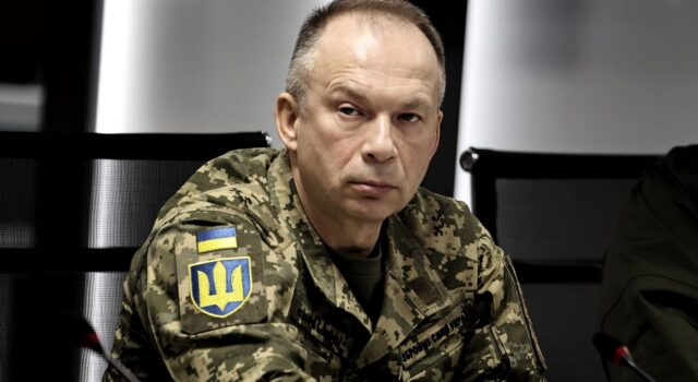 Олександр Сирський залишив пост головнокомандувача ЗСУ, підкресливши успіхи української армії Сирський виступив із першою заявою на тлі відставки