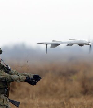 gettyimages_621634776_c5bafdb6a43a254f5568f8824245ae02_1300x820.jpg Росія хоче підставити Україну перед НАТО: що замислив Кремль