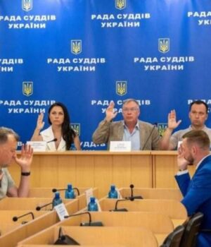 Систему-нарахування-зарплат-суддям-змінили,-але-грошей-у-бюджеті-не-передбачили,-–-Рада-суддів-України Систему-нарахування-зарплат-суддям-змінили,-але-грошей-у-бюджеті-не-передбачили,-–-Рада-суддів-України