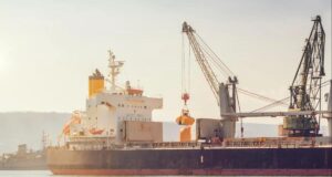 Морський експорт з України майже зупинився: незабаром ситуація стане критичною, – експерт Морський-експорт-з-України-майже-зупинився:-незабаром-ситуація-стане-критичною,-–-експерт