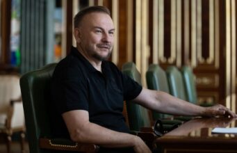 В Україні зафіксували перший випадок керування дронами “Молнія” через систему “Гербера” Флеш попередив про нову небезпечну схему атак дронами РФ