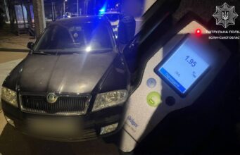 Двічі спиняли за півтори години: у Ковелі водій поплатився за п’яну їзду Двічі-спиняли-за-півтори-години:-у-Ковелі-водій-поплатився-за-п’яну-їзду