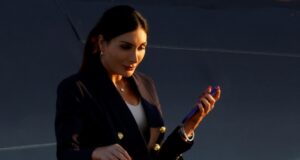 Лора Лумер змінює погляди на війну в Україні під час візиту до Києва «Мені-брехали-роками»:-впливова-maga-блогерка-змінила-ставлення-до-України