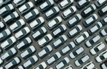 Електромобілі лідирують за реєстраціями в ЄС у червні 2026 року Електромобілі-вперше-випередили-бензинові-авто-за-реєстраціями-в-ЄС-у-червні-2026