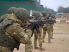 Лукашенко наказує відправляти недобросовісних працівників на військові збори Лукашенко-запропонував-відправляти-«несумлінних»-працівників-у-штрафбати-на-кордон-з-Україною