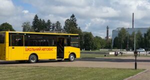 Іваничівська та Нововолинська громади отримали спеціальні шкільні автобуси Іваничівська-та-Нововолинська-громади-отримали-спеціальні-шкільні-автобуси