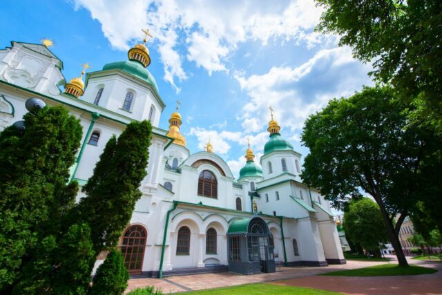Коли Спаси та Успіння Пресвятої Богородиці: православний календар на серпень 2026 Коли-Спаси-та-Успіння-Пресвятої-Богородиці:-православний-календар-на-серпень-2026