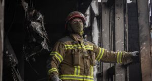 Російська атака на Одещині: пошкоджено житлові будинки та інфраструктуру Росія атакувала Одещину: пошкоджено десятки будинків, постраждав чоловік