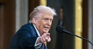 США запроваджують нові торговельні мита проти союзників Трамп поновлює торговельну війну, – Bloomberg