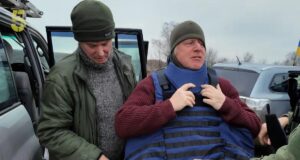 Борис Джонсон зняв фільм про війну в Україні, у якому сам зіграв головну роль Борис-Джонсон-зняв-фільм-про-війну-в-Україні,-у-якому-сам-зіграв-головну-роль