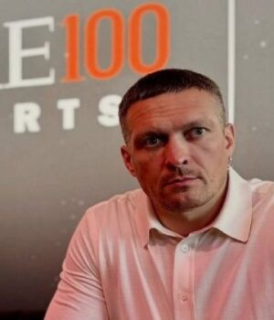 Усик-офіційно-сказав,-чи-піде-в-президенти-України